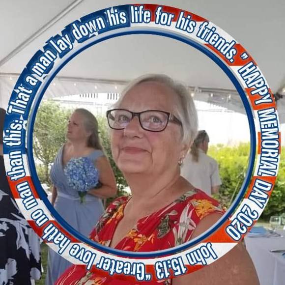 Profile Picture of Virginia Jeffers-ouellette (@froitopia) on Poshmark