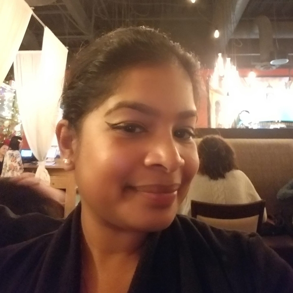 Profile Picture of Julieann Ragbir (@juliesjems) on Poshmark