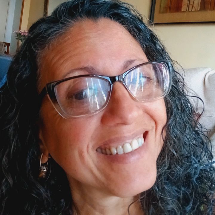 Profile Picture of ednamaynards (@ednamaynards) on Tiktok