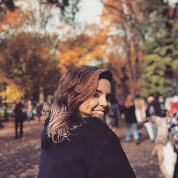 Profile Picture of Priscila Buosi (@priscilabuosi) on Poshmark
