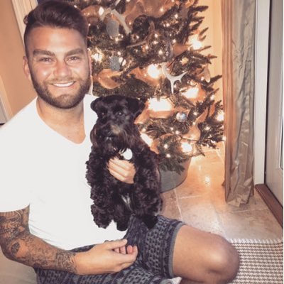 Profile Picture of Dylan Tatum (@tanning_tatum3) on Twitter