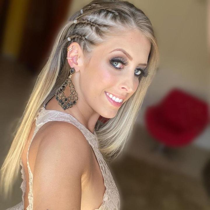 Profile Picture of Amanda Lovatto (@amandalovatto15) on Tiktok