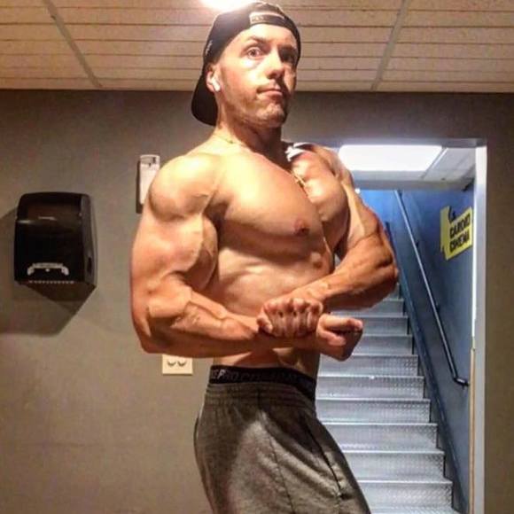 Travis Beyea - Poshmark Profile Picture of Travis Beyea (@gators1246) on Poshmark