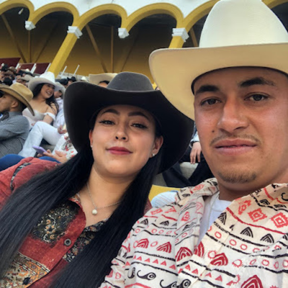 Profile Picture of Andres Caballero (@andrescaball414) on Poshmark