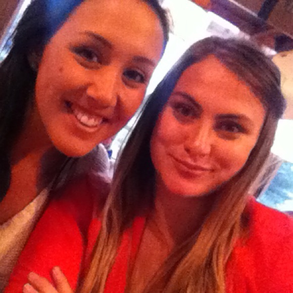 Profile Picture of Teal Johnson (@tealjo) on Poshmark