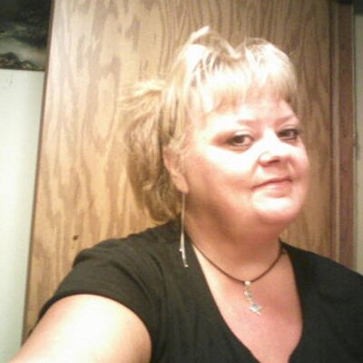 Profile Picture of April Roach Marshall (@MsMidnite66) on Twitter