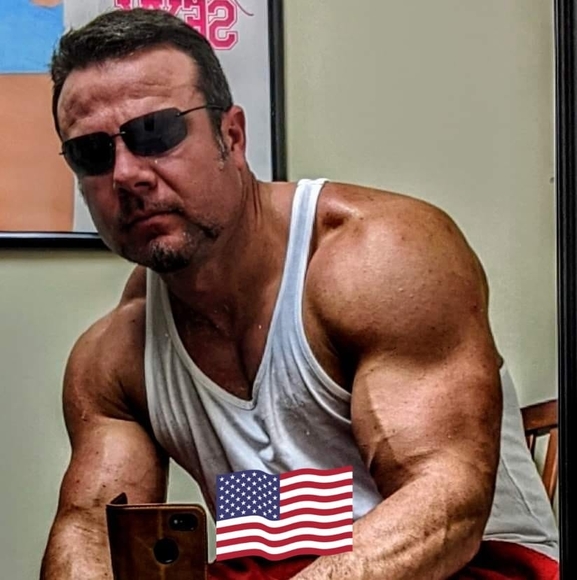 Profile Picture of Dan Mclaughlin (@amd4200x2) on Poshmark