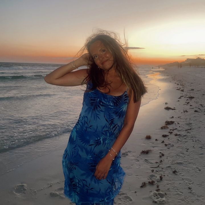 Profile Picture of madi! (@madipmc_) on Tiktok