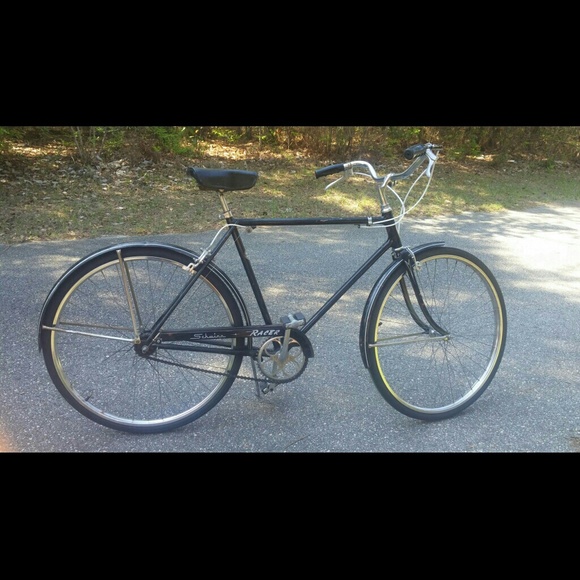 Gavin Gore - Poshmark Profile Picture of Gavin Gore (@lakaiguy89) on Poshmark