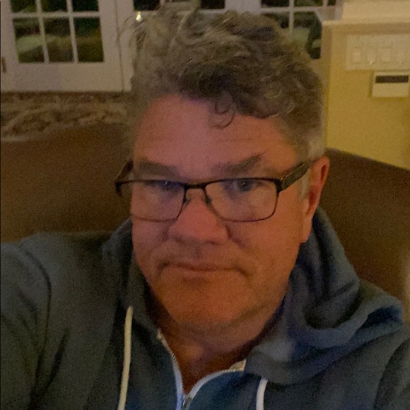 Jim Oliver - Poshmark Profile Picture of Jim Oliver (@oliverjao) on Poshmark
