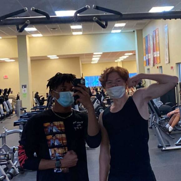 Profile Picture of Wade Rinker (@wadeglob) on Poshmark