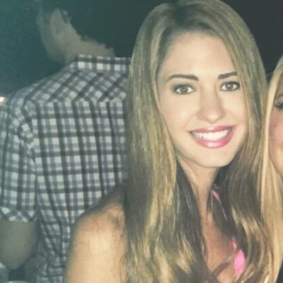 Profile Picture of Taylor Bradford (@TaylorCurry2) on Twitter