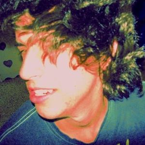 Profile Picture of Alex Arceneaux (@ilovelaurenandorangesoda) on Myspace