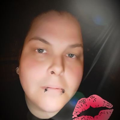 Profile Picture of Melissa Darby (@LadyLunatic09) on Twitter