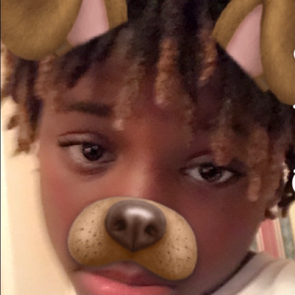 Profile Picture of Kehlan Corbbrey (@kehlancorbbrey) on Poshmark