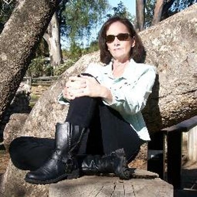 Profile Picture of Suzanne Estes (@EastCoastWest) on Twitter