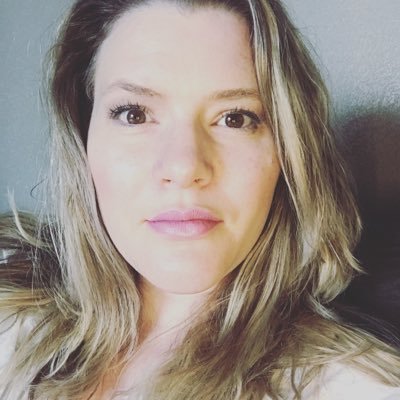 Profile Picture of Bethany Christensen (@twinklebev) on Twitter