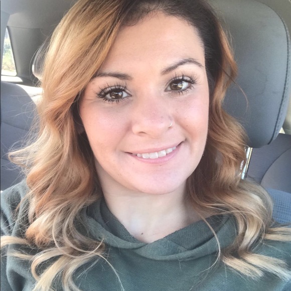 Profile Picture of Nichole Carroll (@athena12goddess) on Poshmark