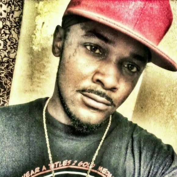 Profile Picture of Nathan Toney (@nathantoney) on Poshmark