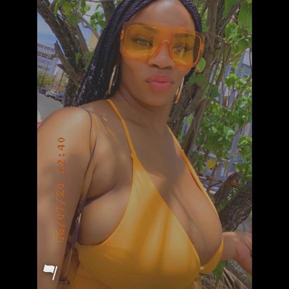 Profile Picture of Fatima Draughn (@ms_808) on Poshmark