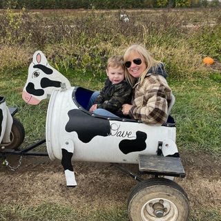 Profile Picture of Julie Borgan Palmore (@juliepalmore) on Instagram