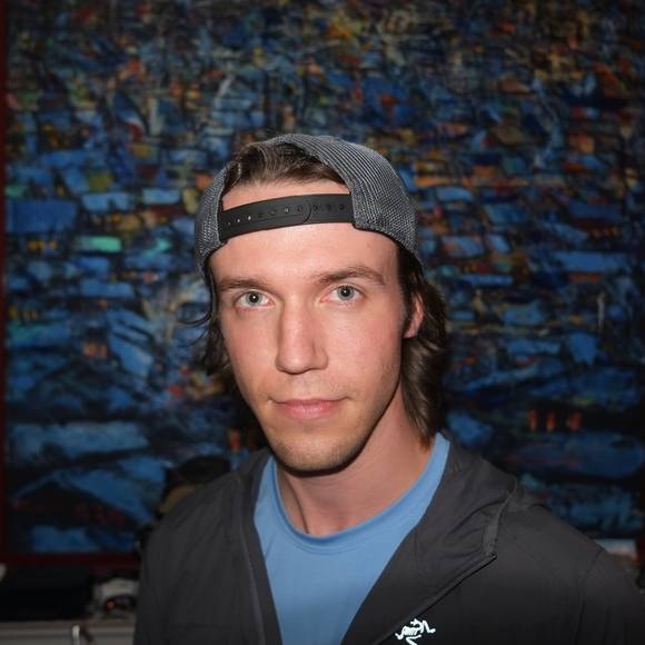 Profile Picture of Mike Cochran (@mikecochran712) on Poshmark