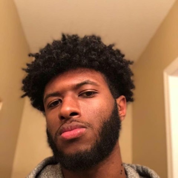 Profile Picture of Michael Getachew (@michaelgetac896) on Poshmark