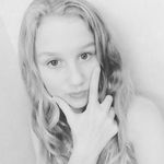 Profile Picture of Dena reid (@red_healer_0918) on Instagram