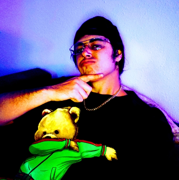 Profile Picture of Jacob Gallegos (@msgmeerkats) on Poshmark