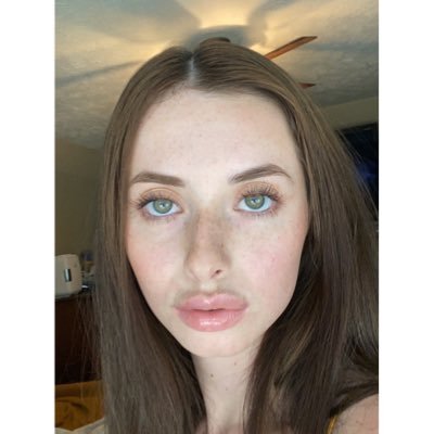 Profile Picture of Lauren Bryan (@the_LAUR_axx) on Twitter