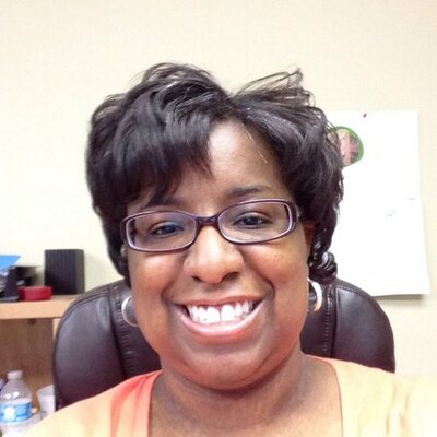 Profile Picture of Julia E. Cunningham (@julicunn) on Twitter