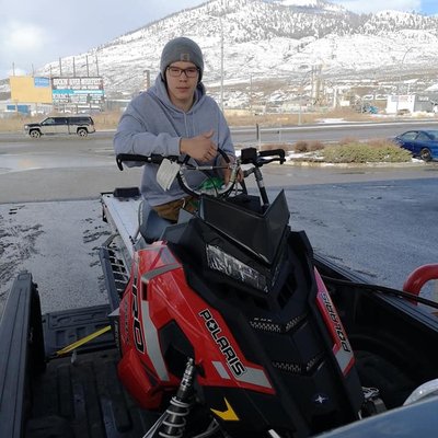 Profile Picture of Michael Loring (@Michael99517100) on Twitter