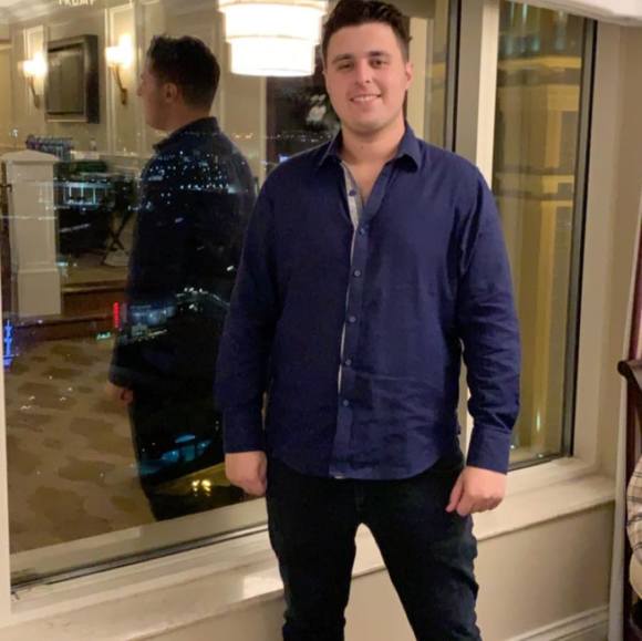 Profile Picture of Oren Schechter (@oz96) on Poshmark