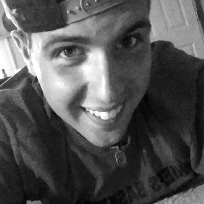 Profile Picture of Taylor Oreilly (@mixedbreed917) on Twitter
