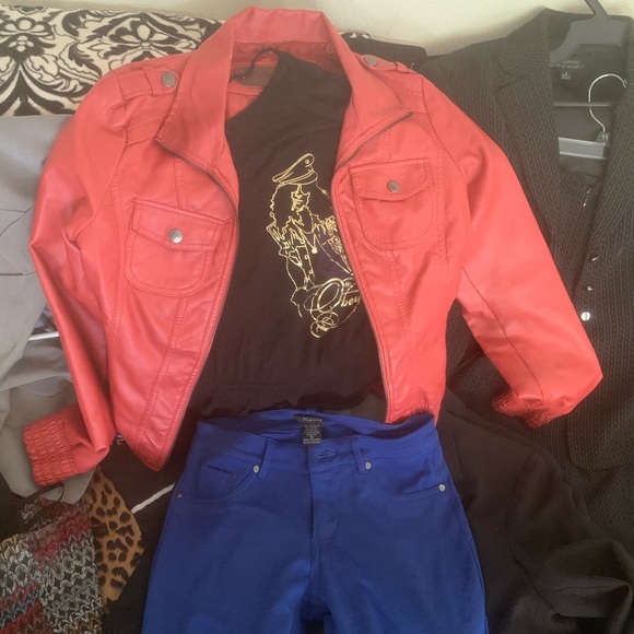 Profile Picture of Camron Gray (@camrongray) on Poshmark