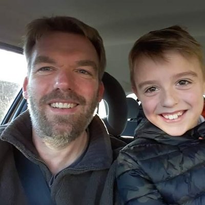 Profile Picture of Charlie Brett (@charliebrett) on Twitter