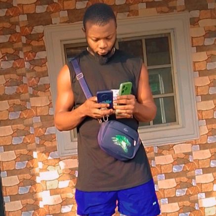 Profile Picture of Stephen Backups (@zoltan.perfect) on Tiktok