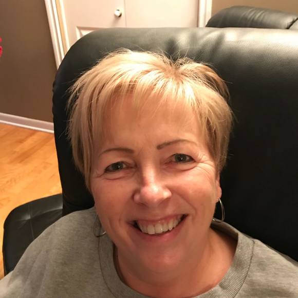 Profile Picture of Diane Migneault (@dianemigno59) on Poshmark