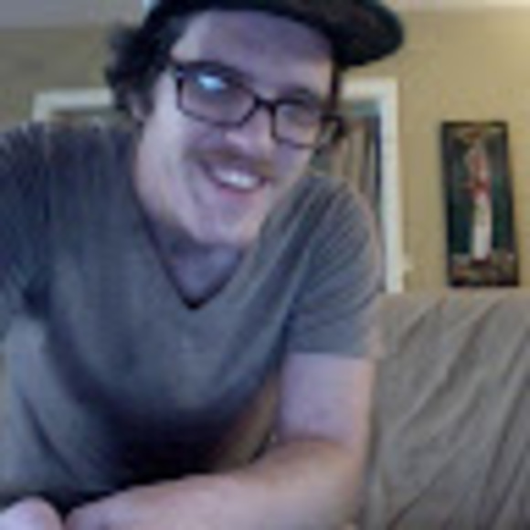 Profile Picture of Christopher Cleary (@clarkkent700) on Poshmark