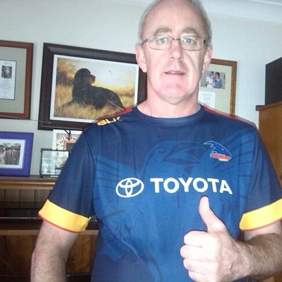 Profile Picture of Tony McLeod (@STURT24) on Twitter
