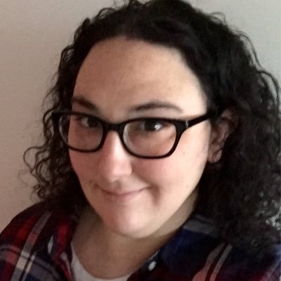 Profile Picture of Lauren Silverstein (@miralleah) on Twitter