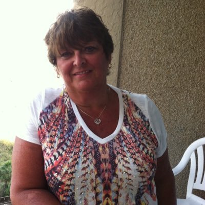 Profile Picture of Joanie Mitchell Thokey (@JoJonsey54) on Twitter