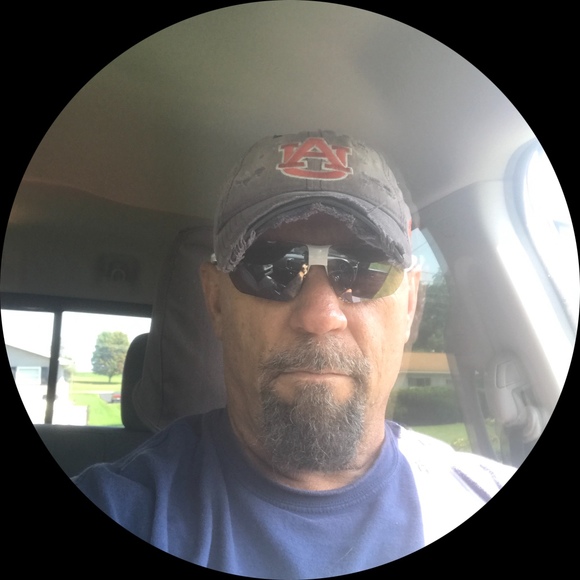 Profile Picture of Mike Gregory (@mike15370) on Poshmark