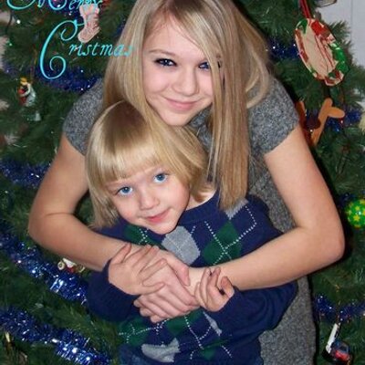 Profile Picture of Crystal Gillespie (@scottswife41264) on Twitter