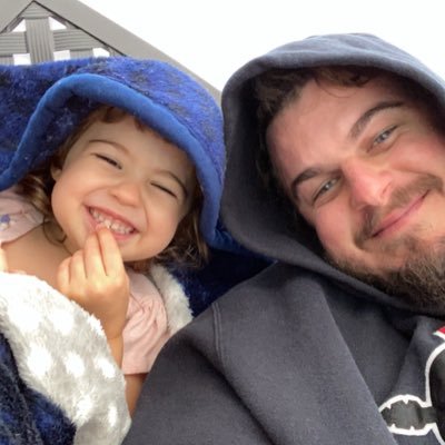 Profile Picture of Luke The Puke (@Lukelley) on Twitter