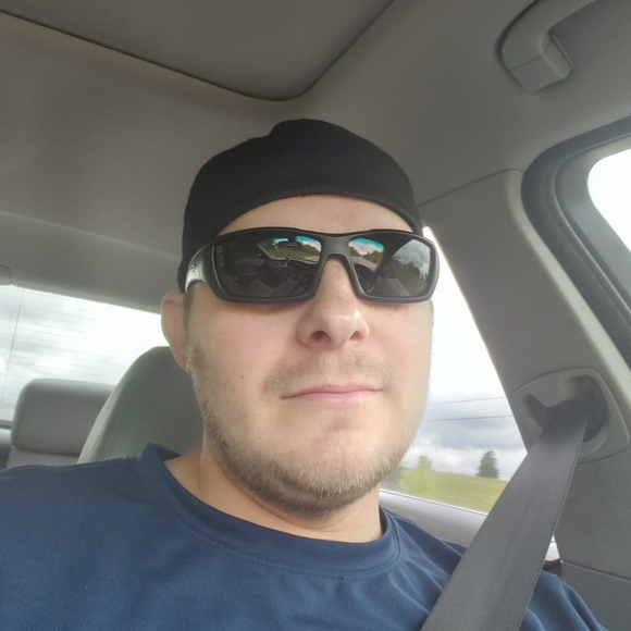 Profile Picture of Mike Watson (@mikewatson87) on Poshmark