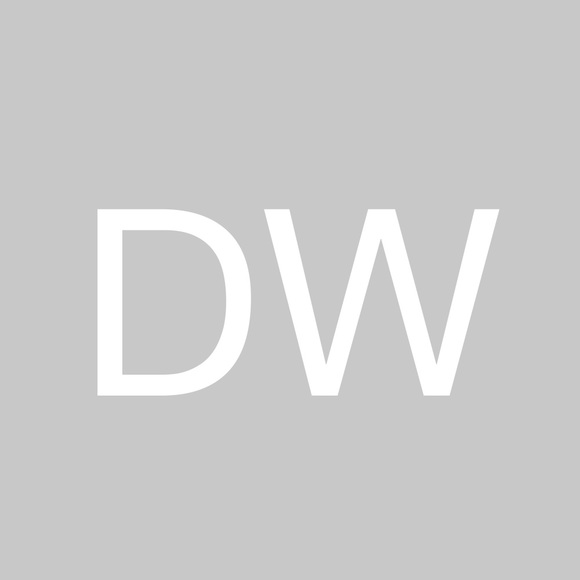 Profile Picture of David Willis (@davidwillis835) on Poshmark