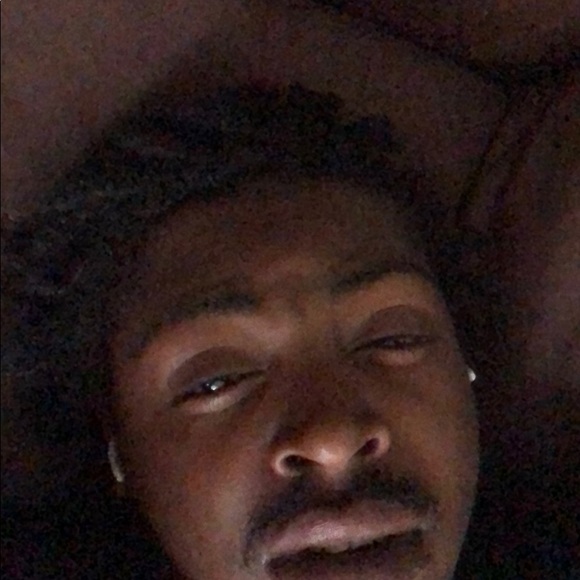 Profile Picture of Sean Huddleston (@seanhuddleston) on Poshmark