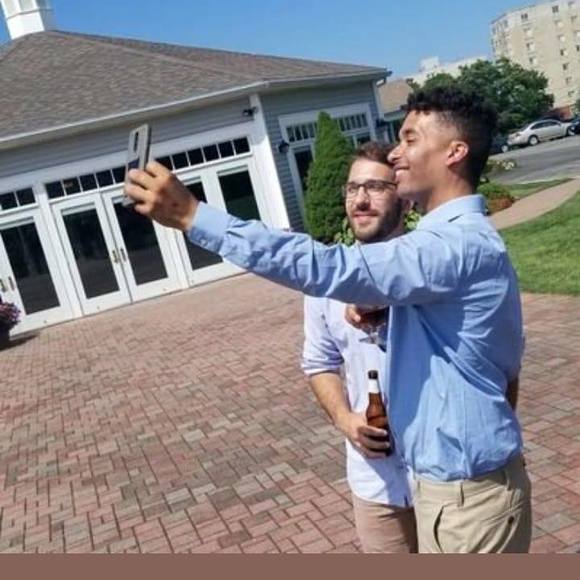 Profile Picture of David Swanton (@dswant12) on Poshmark