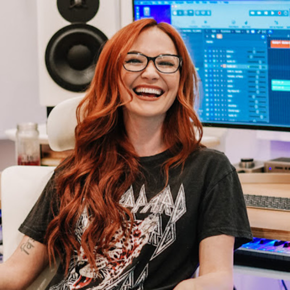 Profile Picture of Kris Bradley (@krisbradley761) on Poshmark